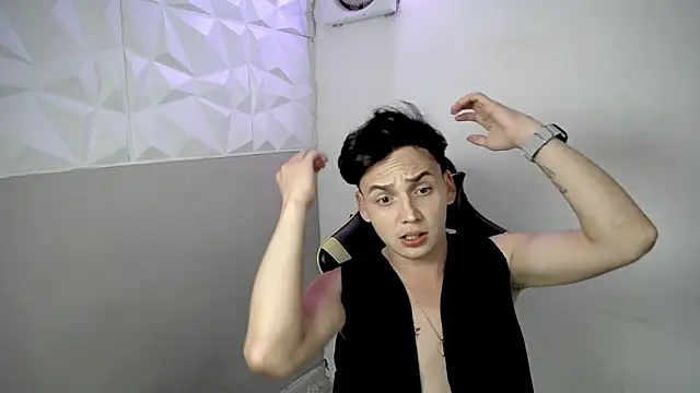 Mathias twinkk online show from 05-31-26, 04:42