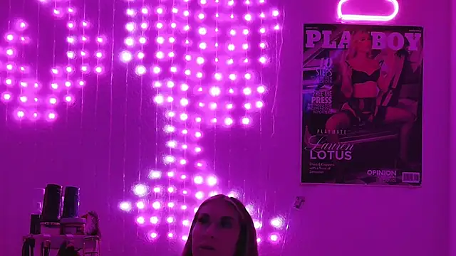 Snapshot of laurenlotus chatting on 07-25-26, 02:36 laurenlotus online show from 07-25-26, 02:36