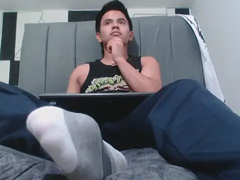 adonis latin 19 online show from 05-12-26, 03:36