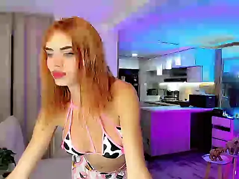 Snapshot of Amira_BabyHot chatting on 05-15-26, 02:18 Amira BabyHot online show from 05-15-26, 02:18