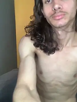 FelipeLipe18 online show from 04-29-26, 08:59