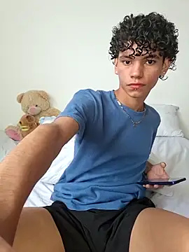 Snapshot of Samu_cint chatting on 03-18-26, 06:44 Samu cint online show from 03-18-26, 06:44