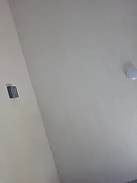 vmaxis online show from 04-13-26, 07:52