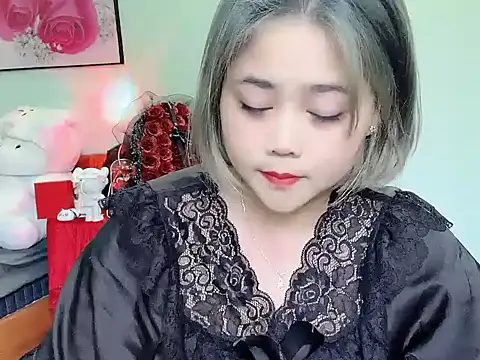 Nhanlu009 online show from 05-13-26, 09:39