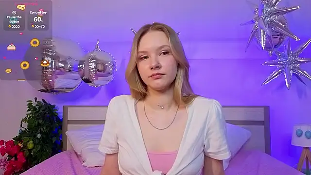 Snapshot of StaceyyJones chatting on 04-01-26, 10:38 StaceyyJones online show from 04-01-26, 10:38