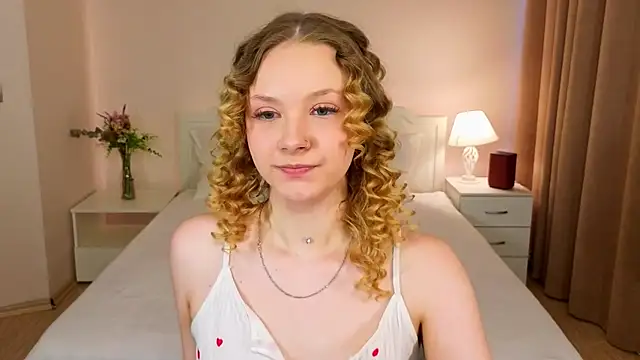 Snapshot of StaceyyJones chatting on 05-11-26, 10:21 StaceyyJones online show from 05-11-26, 10:21