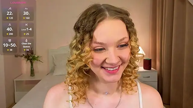 Snapshot of StaceyyJones chatting on 05-11-26, 02:45 StaceyyJones online show from 05-11-26, 02:45