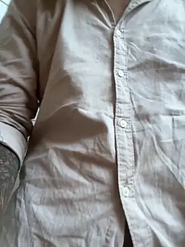 Snapshot of Mandelosex chatting on 03-18-26, 11:35 Mandelosex online show from 03-18-26, 11:35