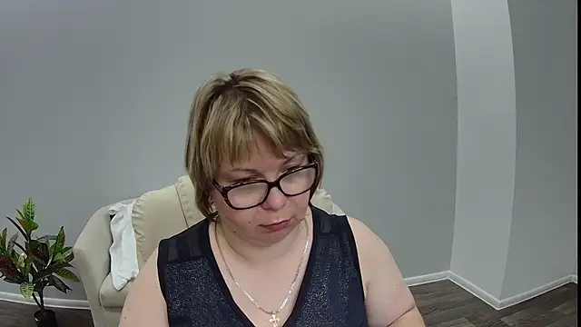 BonnnyBoobsy online show from 07-20-26, 06:10