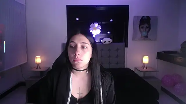 Melannyy V online show from 05-16-26, 01:43