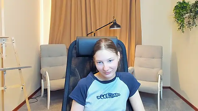 Snapshot of AndriaWhitford chatting on 03-19-26, 01:04 AndriaWhitford online show from 03-19-26, 01:04