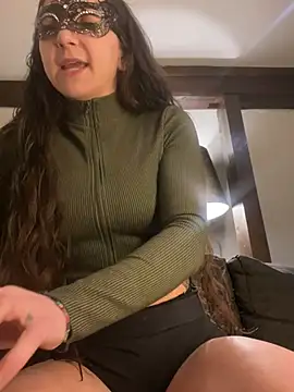 Snapshot of SwissHotLeo chatting on 03-22-26, 09:18 SwissHotLeo online show from 03-22-26, 09:18