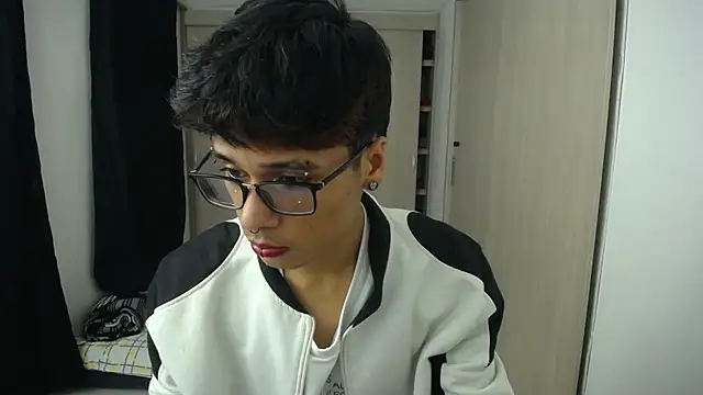 ronald maximo19 online show from 04-05-26, 05:26