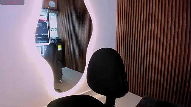 CandyGlow  online show from 05-19-26, 06:47