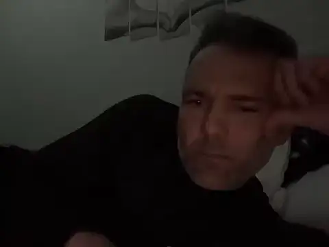 Snapshot of bartomiejwaw chatting on 03-20-26, 08:25 bartomiejwaw online show from 03-20-26, 08:25