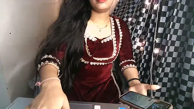 Snapshot of Ishika_baby_ chatting on 07-28-26, 11:17 Ishika baby online show from 07-28-26, 11:17