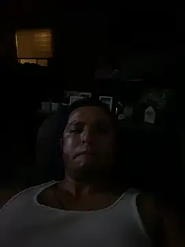 HOTB0Y18 online show from 05-21-26, 07:04
