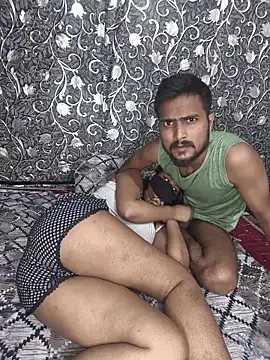 Snapshot of Crazy_couple143 chatting on 03-19-26, 09:30 Crazy couple143 online show from 03-19-26, 09:30