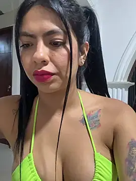 Snapshot of Noa_rousse01 chatting on 05-09-26, 04:39 Noa rousse01 online show from 05-09-26, 04:39
