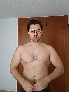 Snapshot of Azelfit chatting on 06-04-26, 04:57 Azelfit online show from 06-04-26, 04:57