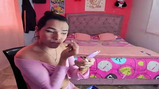 Sofia Hot Latina online show from 07-17-26, 10:14