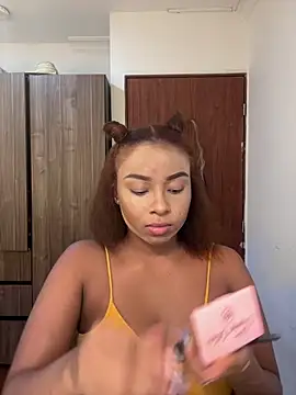 Kloe rousse01 online show from 05-21-26, 07:54
