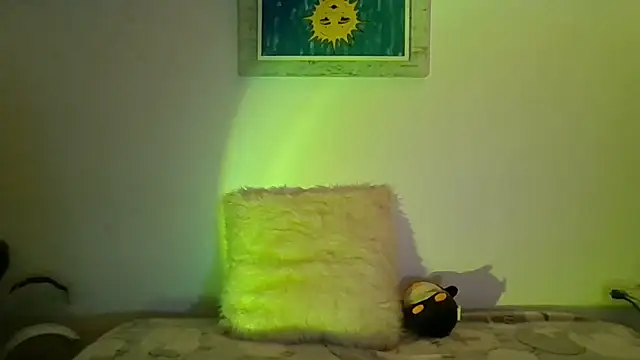 Snapshot of Tabitta_ chatting on 05-17-26, 11:56 Tabitta online show from 05-17-26, 11:56