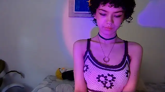 Snapshot of Tabitta_ chatting on 05-18-26, 06:25 Tabitta online show from 05-18-26, 06:25