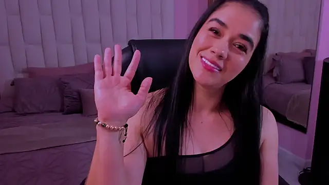 Snapshot of amara__rose chatting on 03-19-26, 01:48 amara rose online show from 03-19-26, 01:48