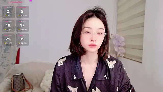 Snapshot of JaeHartMorn chatting on 06-17-26, 11:16 JaeHartMorn online show from 06-17-26, 11:16