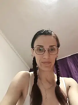 Snapshot of Alexandraamore chatting on 03-19-26, 10:14 Alexandraamore online show from 03-19-26, 10:14