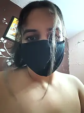 Snapshot of REENA-STRIP chatting on 06-01-26, 06:20 REENA-STRIP online show from 06-01-26, 06:20