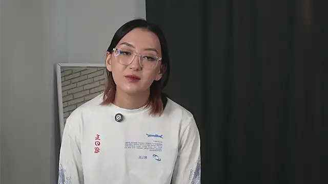 Snapshot of DeeCosca chatting on 03-20-26, 06:07 DeeCosca online show from 03-20-26, 06:07