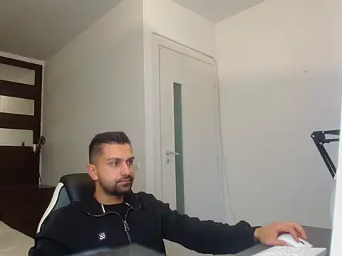BryceReign online show from 04-18-26, 04:27