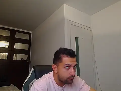 BryceReign online show from 05-24-26, 04:28