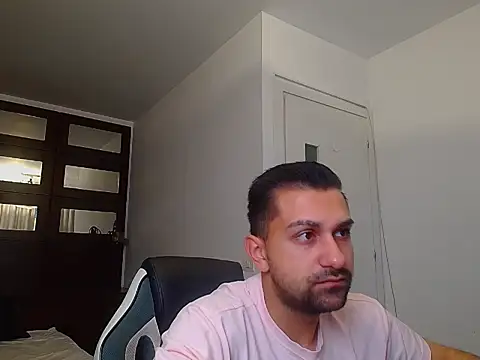 BryceReign online show from 05-25-26, 04:40