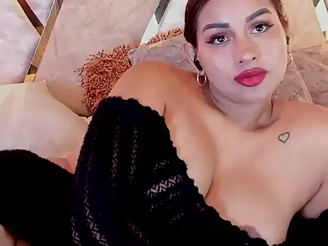 Snapshot of Mrs_Daniels chatting on 05-15-26, 10:50 Mrs Daniels online show from 05-15-26, 10:50