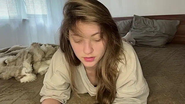 1Kellynaive online show from 05-26-26, 03:08