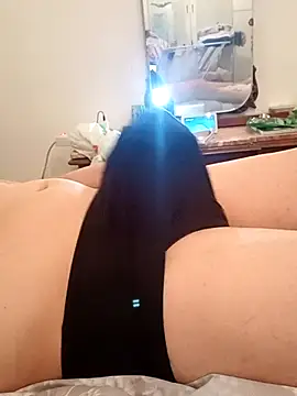 Snapshot of FINCHELABARCAVA chatting on 03-25-26, 09:43 FINCHELABARCAVA online show from 03-25-26, 09:43