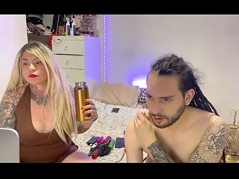 DreadObsessionxX online show from 05-18-26, 05:35