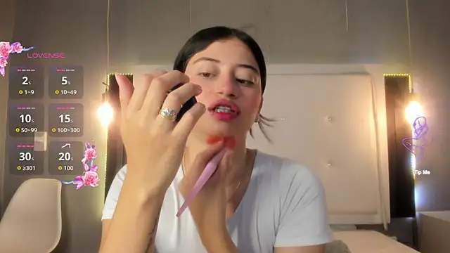 mia gomez7 online show from 05-18-26, 08:03
