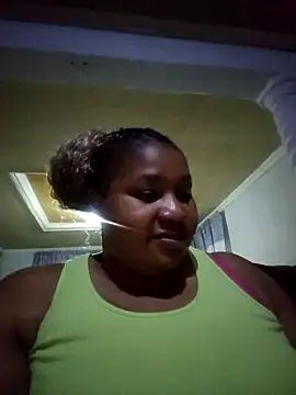 Snapshot of Baeboo83 chatting on 03-19-26, 05:28 Baeboo83 online show from 03-19-26, 05:28