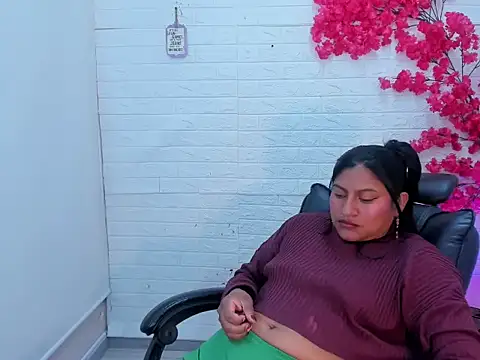 Snapshot of Thackhary chatting on 03-24-26, 01:49 Thackhary online show from 03-24-26, 01:49