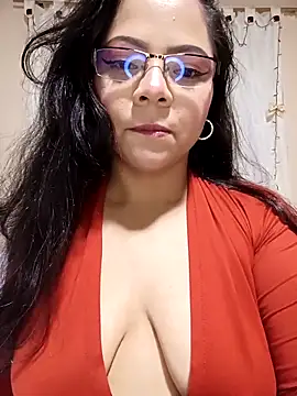 ROUSSE SINCLAIR online show from 04-15-26, 07:58
