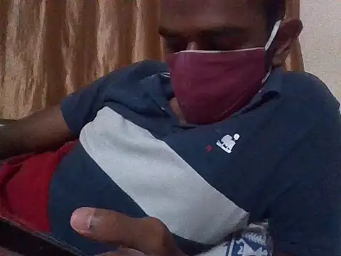 Snapshot of bulls_eye35 chatting on 03-20-26, 07:24 bulls eye35 online show from 03-20-26, 07:24