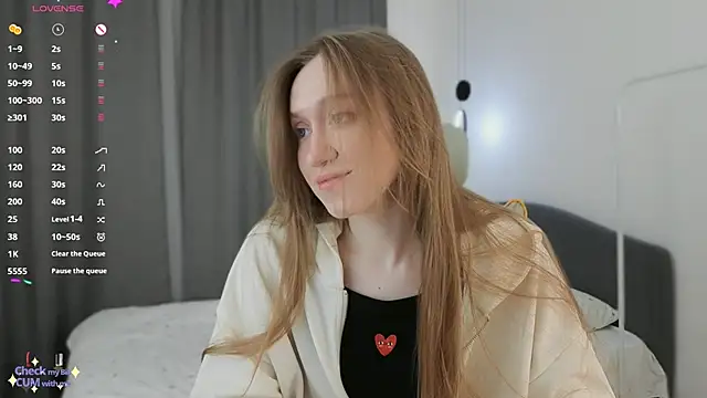 Snapshot of mowalova chatting on 05-10-26, 06:46 mowalova online show from 05-10-26, 06:46