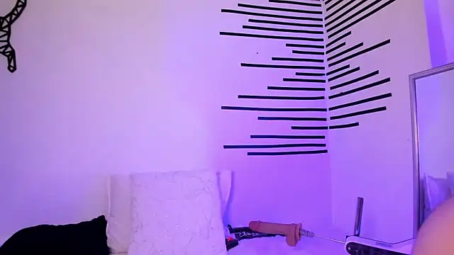 LindaCatalina  online show from 05-28-26, 12:57
