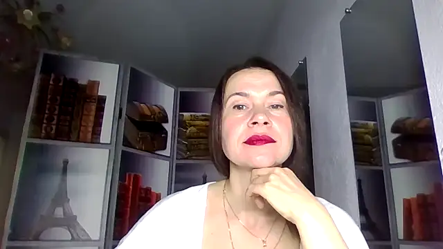 Snapshot of Selena_Moo chatting on 03-23-26, 06:39 Selena Moo online show from 03-23-26, 06:39