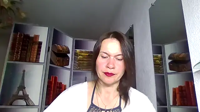 Snapshot of Selena_Moo chatting on 03-30-26, 07:53 Selena Moo online show from 03-30-26, 07:53