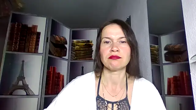 Snapshot of Selena_Moo chatting on 03-31-26, 08:04 Selena Moo online show from 03-31-26, 08:04